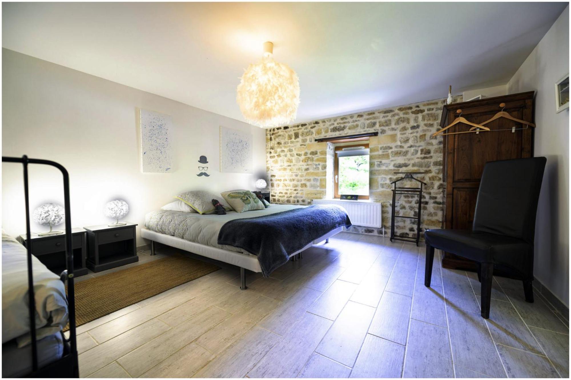 Les 2 Gites Des Chambres De Capucine Carcagny Bilik gambar